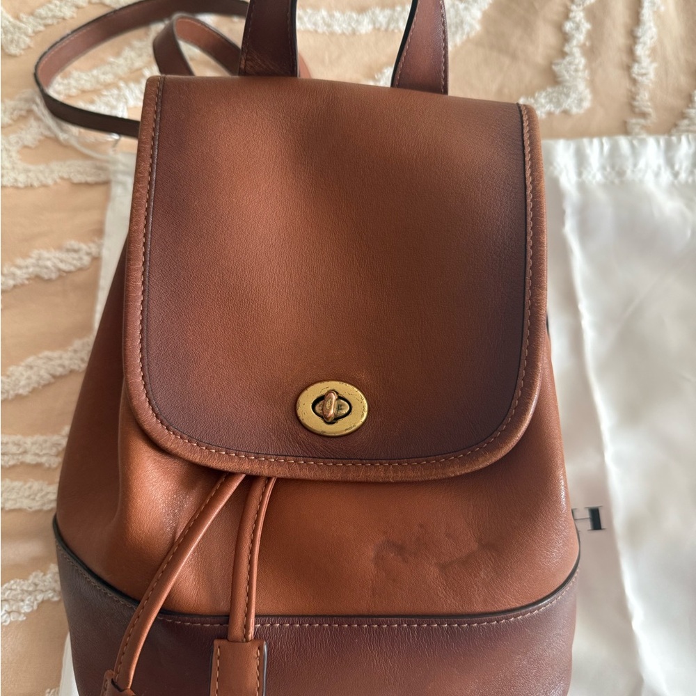 Coach Backpack with The Turnlock - Picture 3 of 15